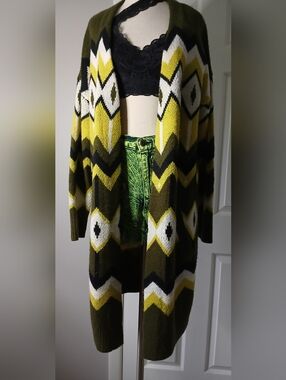 Scoop Olive and Yellow Geometric Open-Front Cardigan Sweater, Medium. Pockets.